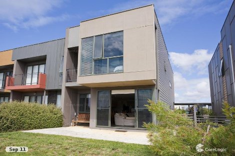 8 Shore Pl, Torquay, VIC 3228