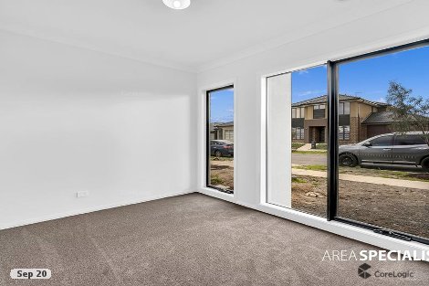 29 Kernot Pde, Clyde, VIC 3978