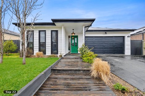 10 Fitch Ct, Ballan, VIC 3342