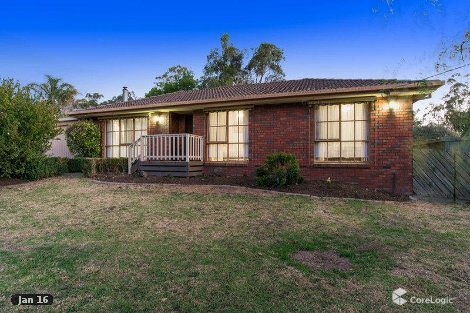 38 Station Rd, Seville, VIC 3139