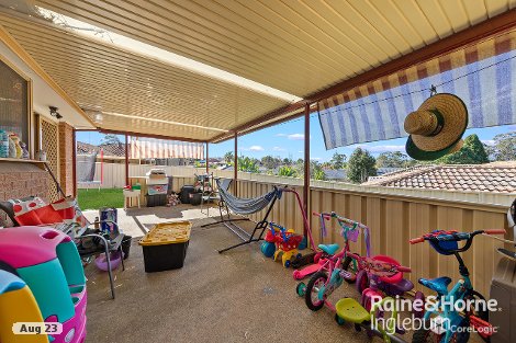 63 Donalbain Cct, Rosemeadow, NSW 2560