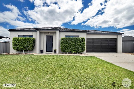 10 Holstein Cl, Delacombe, VIC 3356