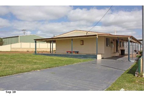 2 Roderick St, Bremer Bay, WA 6338