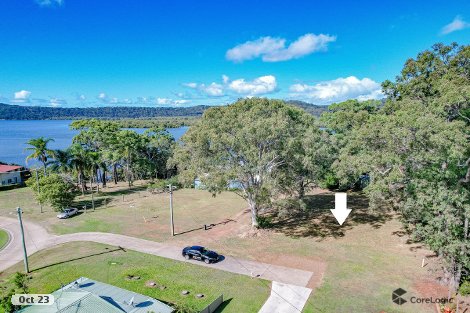 2 Oasis Dr, Russell Island, QLD 4184