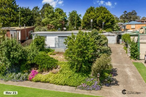 17 Andrew Ave, Waterford Park, VIC 3658