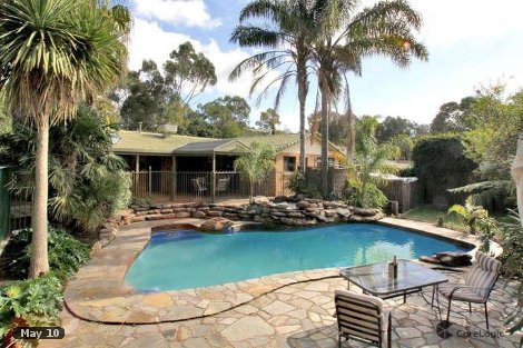 12 Woodlea Dr, Aberfoyle Park, SA 5159