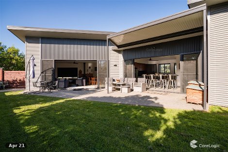 562 Blacks Flat Rd, Mudgegonga, VIC 3737