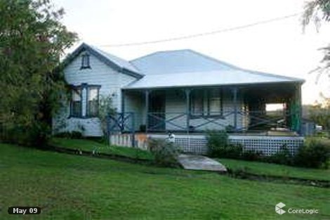 82 Hospital Rd, Dungog, NSW 2420