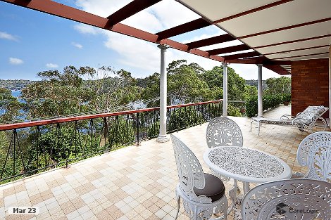 13 Cheyne Walk, Castlecrag, NSW 2068