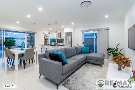 32 Bearberry St, Banksia Beach, QLD 4507