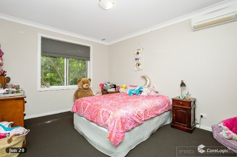 8 Amber Gr, Bolwarra Heights, NSW 2320