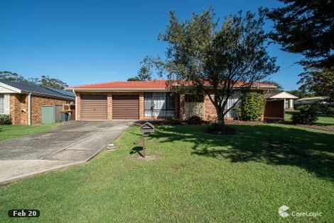 17 Orient Ave, Orient Point, NSW 2540