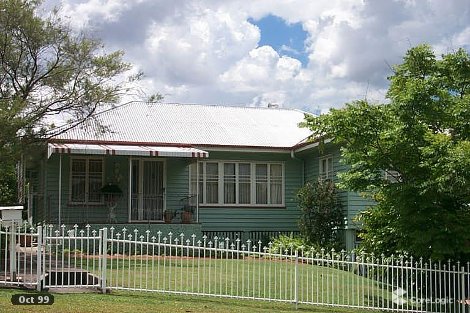 42 Rolleston St, Keperra, QLD 4054