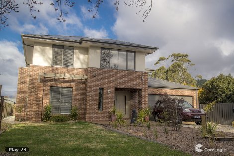 16 Bailey St, Porepunkah, VIC 3740