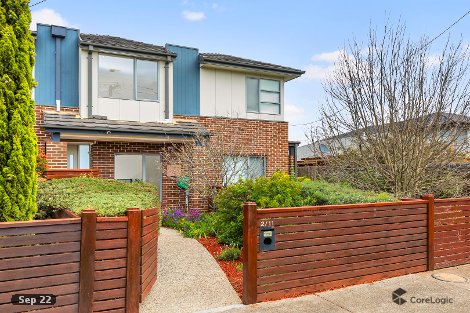 2/11 Spurling St, Maidstone, VIC 3012