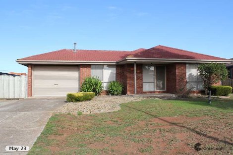 4 Peters Cl, Maddingley, VIC 3340