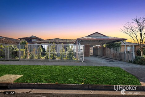 32 Frobisher St, Melton, VIC 3337