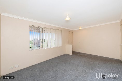 1/6 Bucentaur Pl, Halls Head, WA 6210