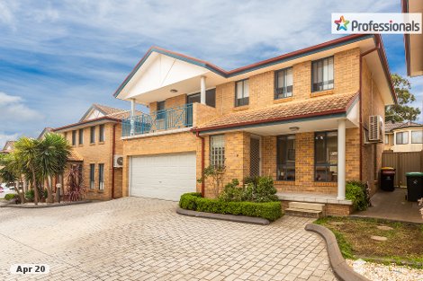 9/16a Balmoral Cres, Georges Hall, NSW 2198