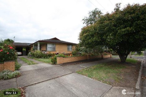 19 Shenfield St, Cobden, VIC 3266