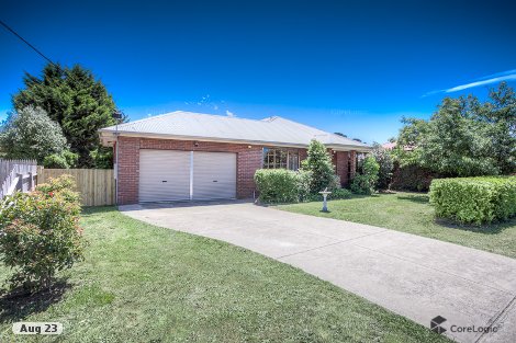 14 Manifold Rd, Woodend, VIC 3442