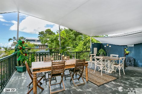 7 Machan St, Machans Beach, QLD 4878