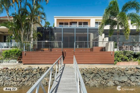 7106 Marine Dr E, Hope Island, QLD 4212