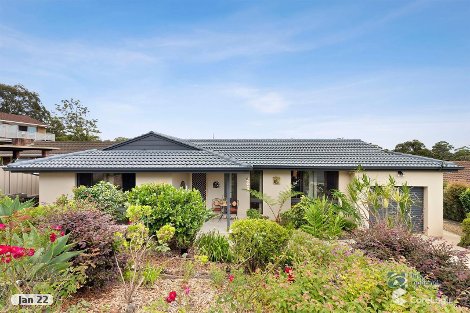 8 Treetops Cres, Mollymook Beach, NSW 2539