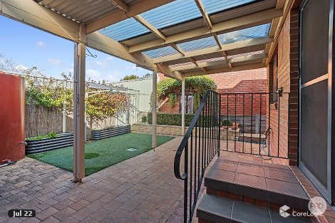 20 Grevillea Ave, Kangaroo Flat, VIC 3555