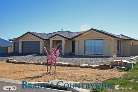 17 Larmer St, Bungendore, NSW 2621