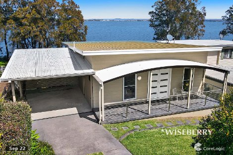 84 Diamond Head Dr, Budgewoi, NSW 2262