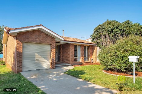 27 Charlton Cres, Gordon, ACT 2906