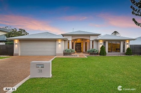 38 Fadden Cres, Middle Ridge, QLD 4350