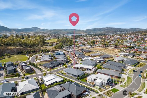 11 Dowding Cres, New Town, TAS 7008