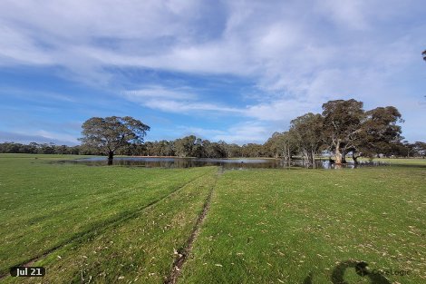 1083 Yarramyljup Rd, Rocklands, VIC 3401