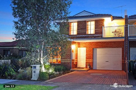 9 Parkland Gr, Kingsbury, VIC 3083