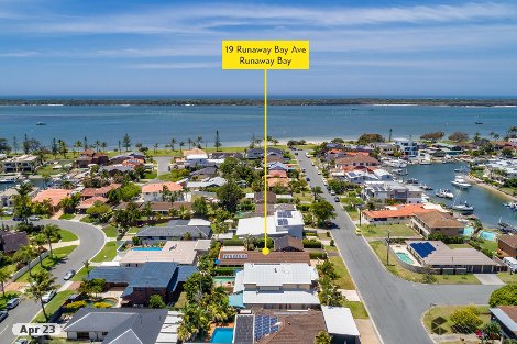 19 Runaway Bay Ave, Runaway Bay, QLD 4216