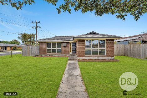 24 Spring Rd, Junction Village, VIC 3977