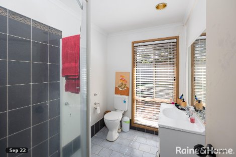 14 Spokes St, Kooringal, NSW 2650