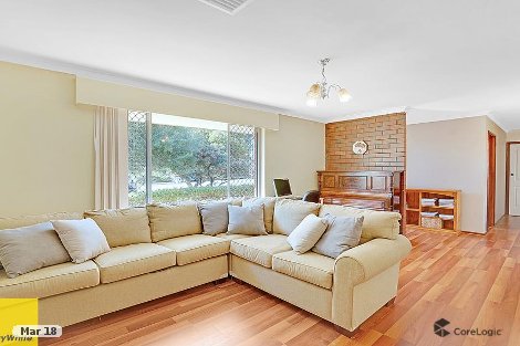 4 Pointer Way, Girrawheen, WA 6064