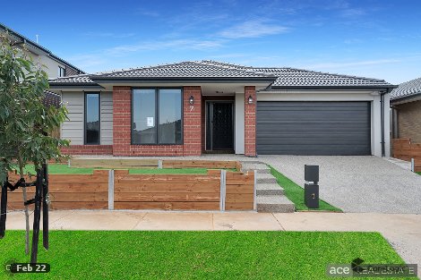 7 Peat Ave, Thornhill Park, VIC 3335