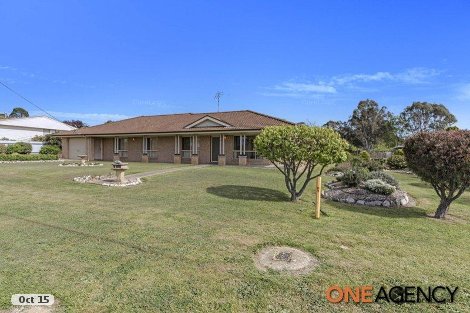 11 Copeland St, Gunning, NSW 2581