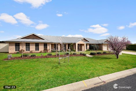 12 Larmer St, Bungendore, NSW 2621