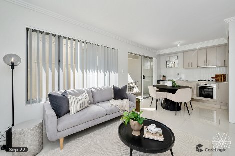 4/8 Nemagold Gr, Coogee, WA 6166