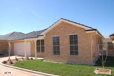 2/149 Bentinck St, Bathurst, NSW 2795