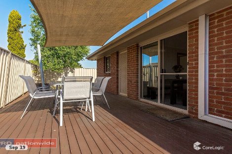 2/44 Songlark Cres, Werribee, VIC 3030