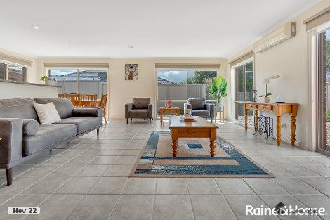 7 Waterford Way, Melton West, VIC 3337