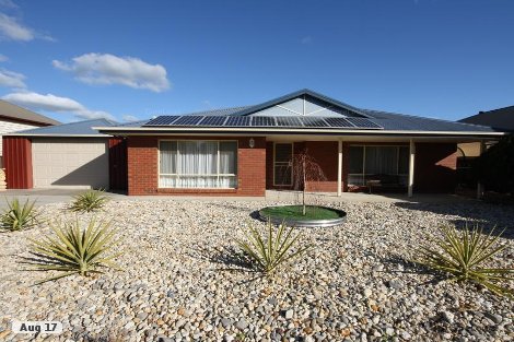 33 Dudley St, Rochester, VIC 3561