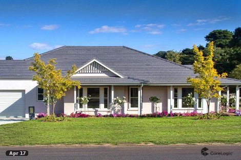 32 Brewster St, Woodend, VIC 3442