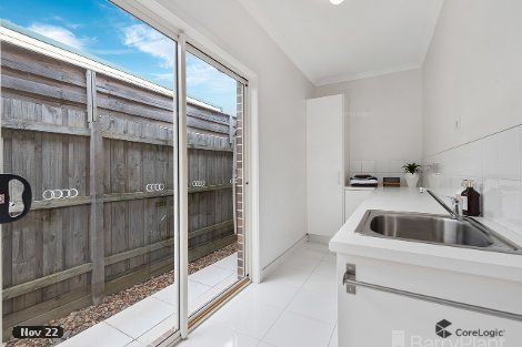 2/9 Bernard St, Bayswater, VIC 3153